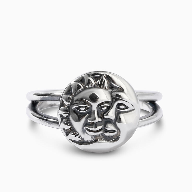 Jeulia "Moon and Sun Face" Sterling Silver Ring