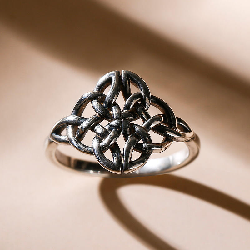 Jeulia "Celtic Shield of Destiny" Sterling Silver Ring