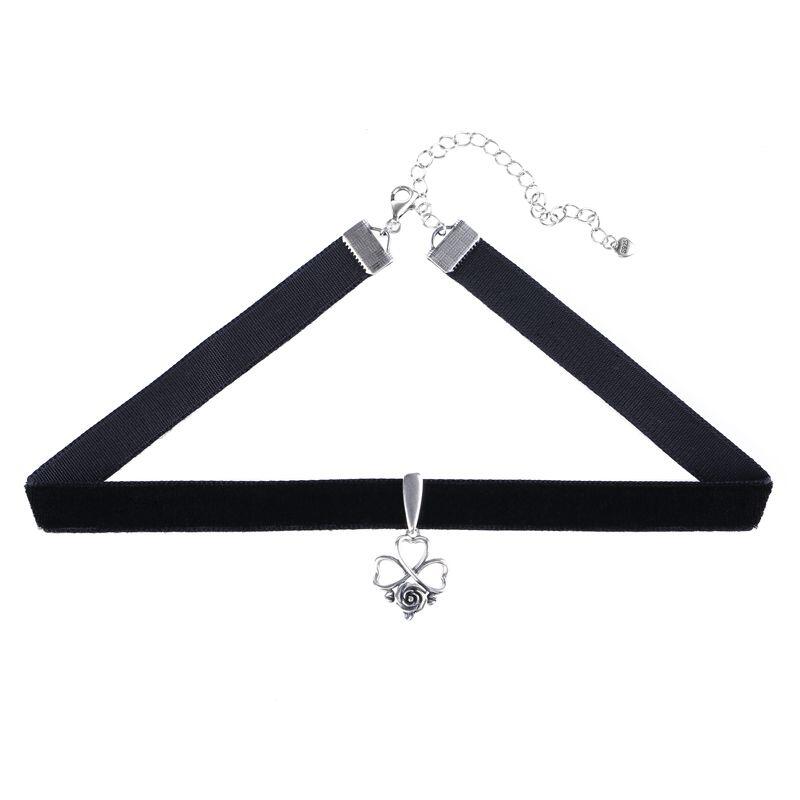 Jeulia Heart and Rose Sterling Silver Jewelry Set
