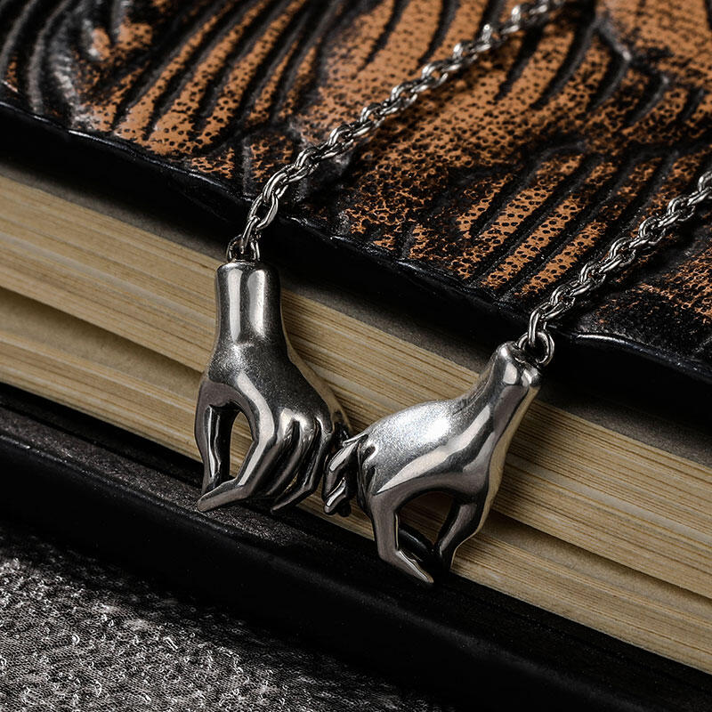 Jeulia Collar con colgante de gestos de plata de ley