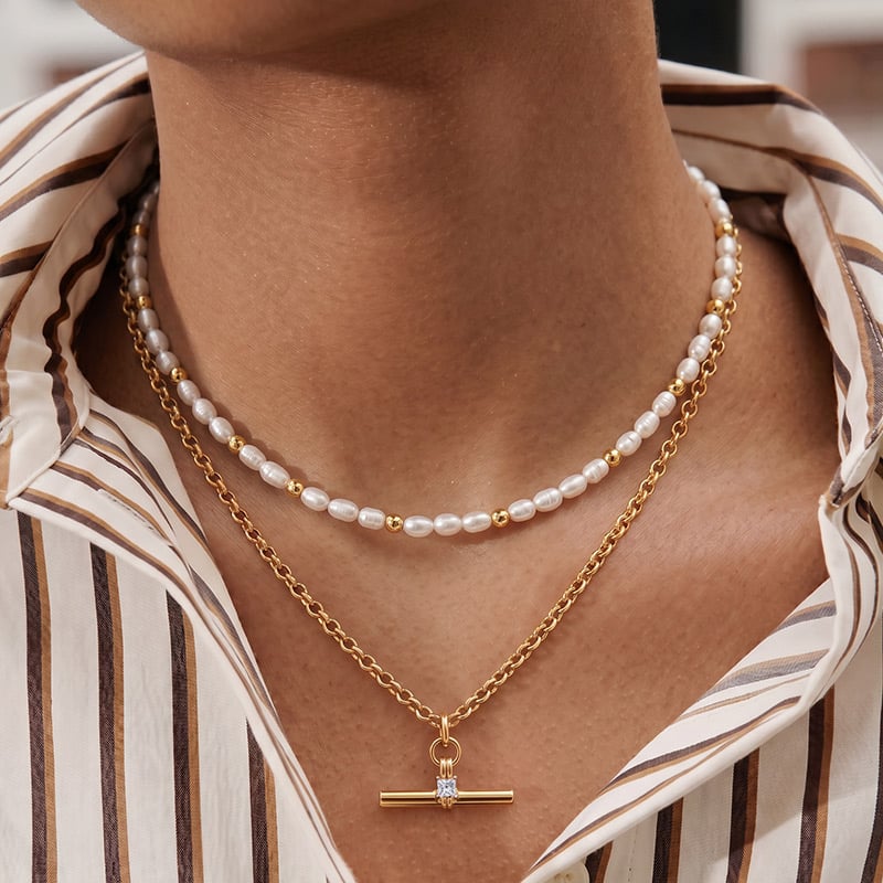 Pearl Necklace with Gold Beads
