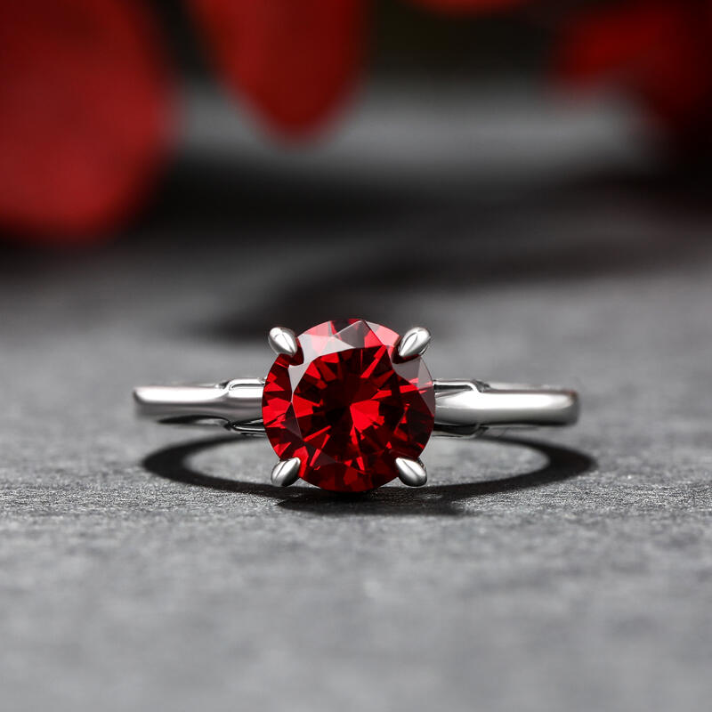 Jeulia Anillo de plata de ley con diseño de calavera y corte redondo