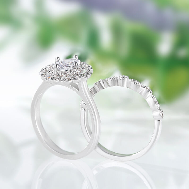 Jeulia Vintage Halo Oval Cut Sterling Silver Ring Set