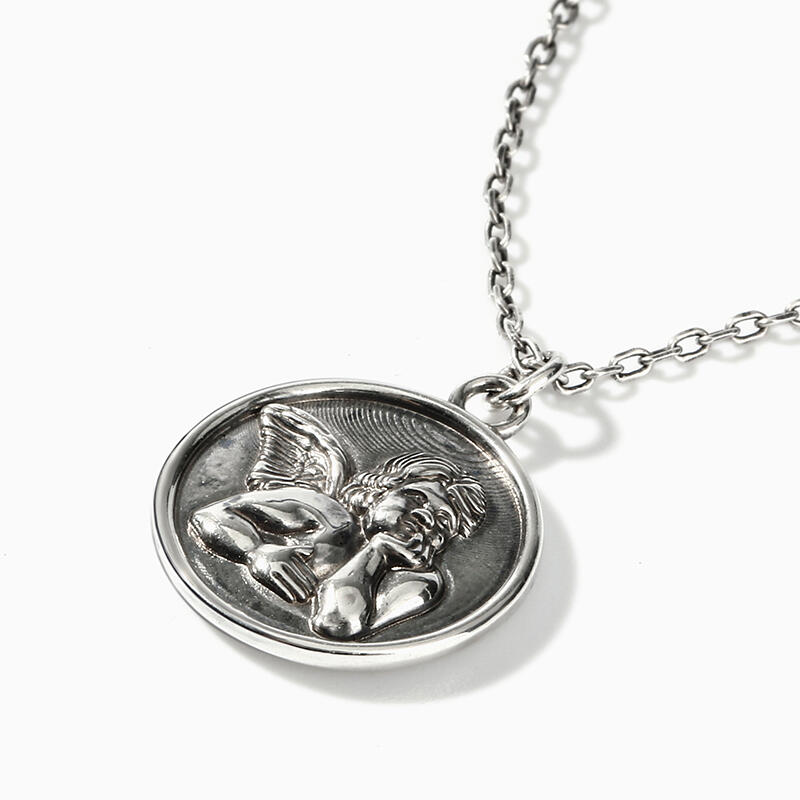 Jeulia Colgante con moneda redonda de angelito de plata de ley