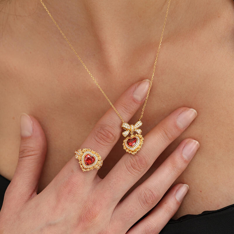 Jeulia "Radiant Love" Halo Heart Cut Sterling Silver Necklace