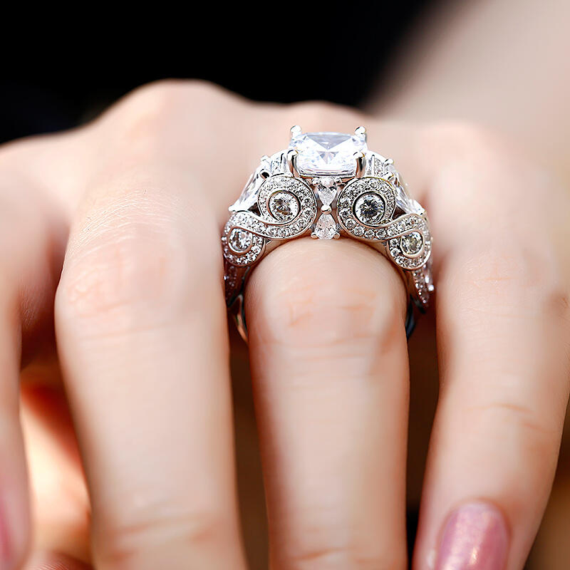 Jeulia Vintage ringdesign i kuddskär i sterlingsilver