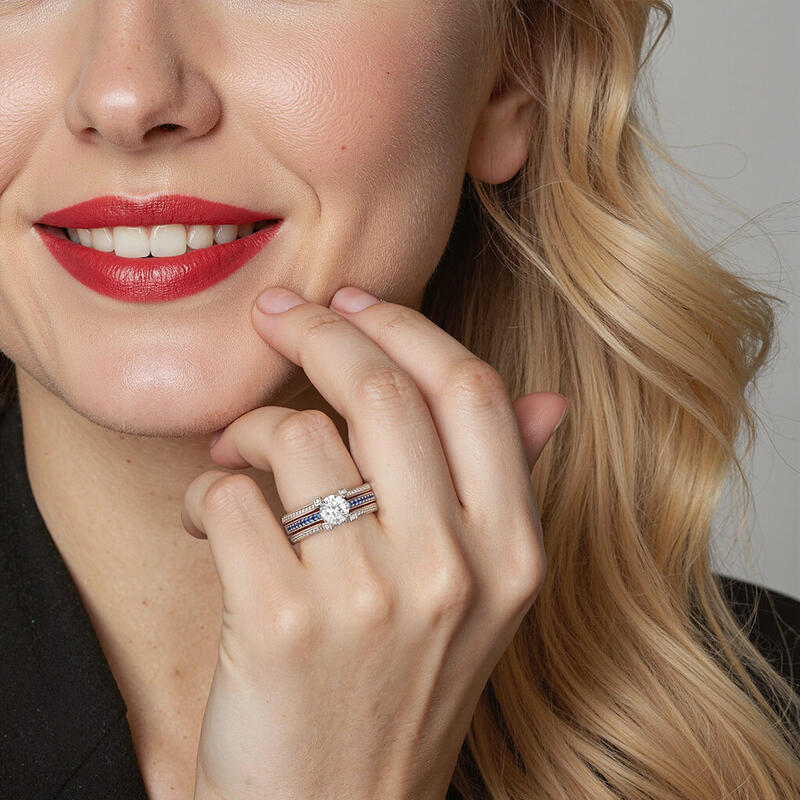 "Essence of Love" Round Cut Bridal Set