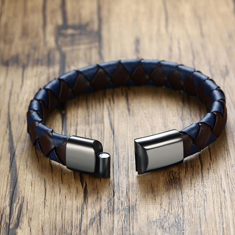 Jeulia Stainless Steel Leather Men's Bracelet