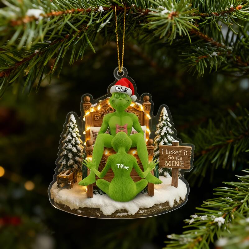 Personalized Green Anime Character Pendant with Customized Name Christmas Gift for Couples