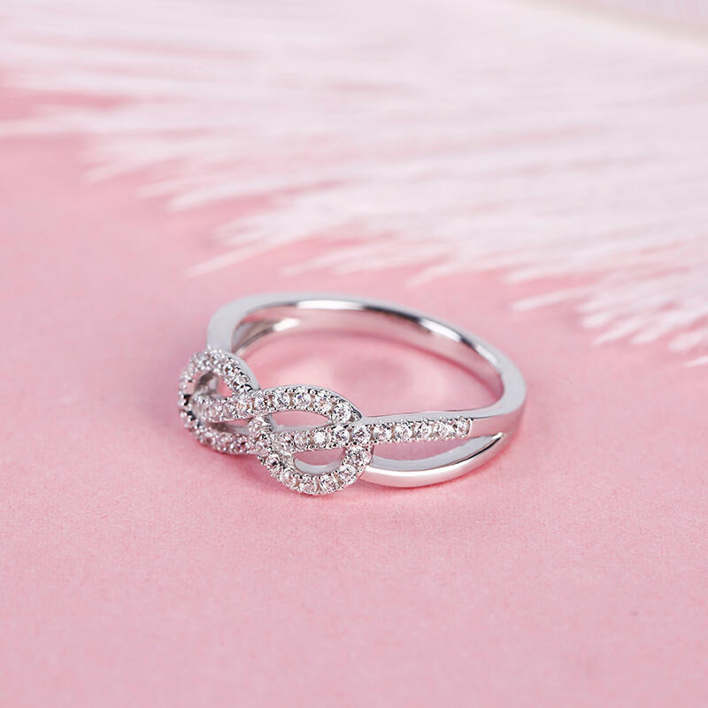 Jeulia Infinity Knot Design Sterling Silver Band