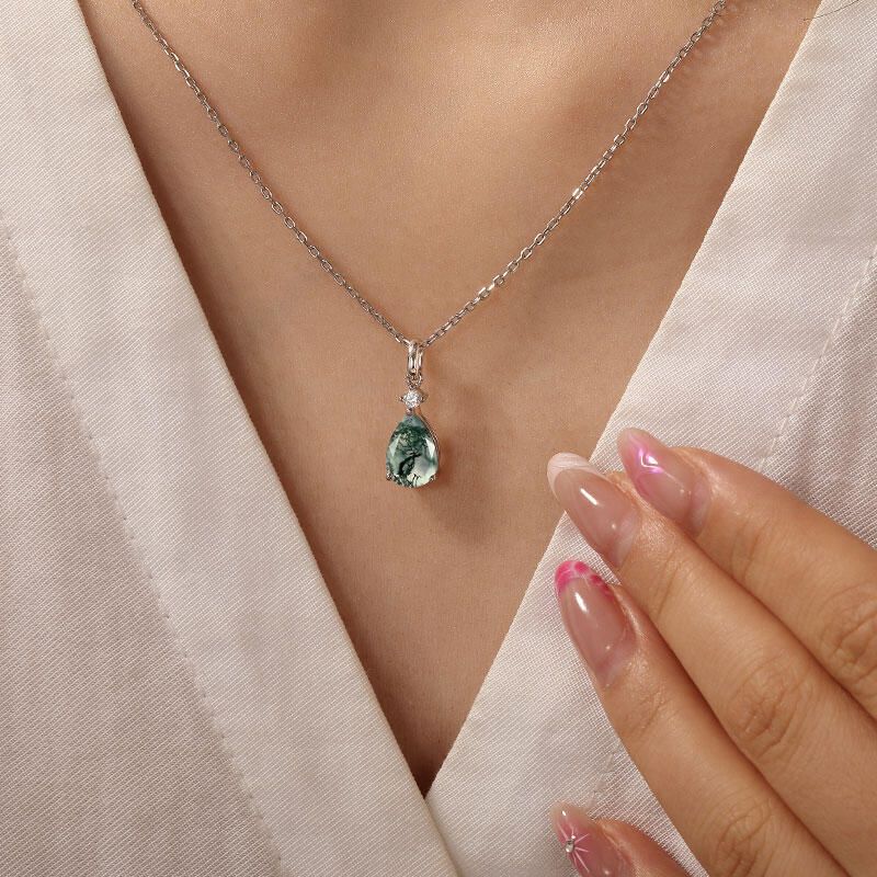 Jeulia Classic Pear Cut Moss Agate Pendant Necklace