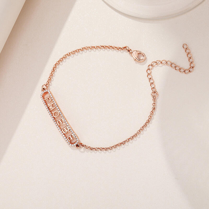 Jeulia Pulsera simple de plata personalizada de nombre para mujer
