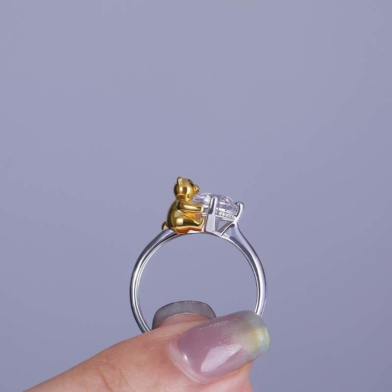 "Sweet Memory" Round Cut Solitaire Engagement Ring