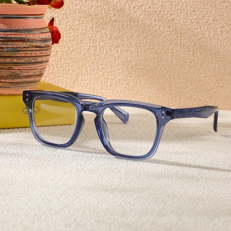 Nahum Quadratische Blaue Brille