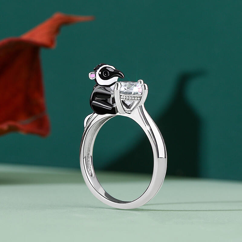 Jeulia Hug Me "Tiny Anteater" Round Cut Sterling Silver Ring