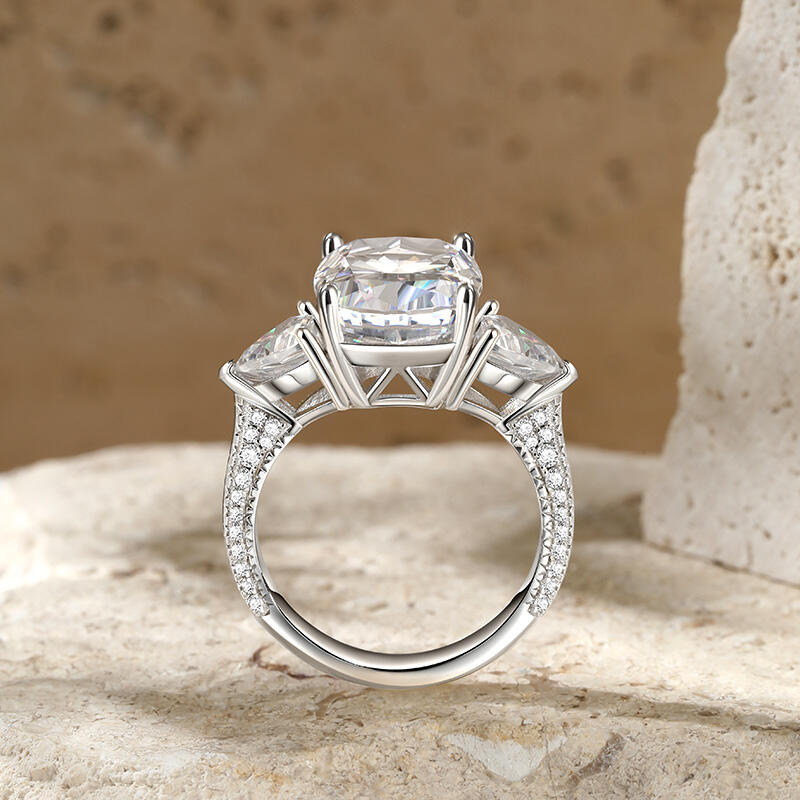 Jeulia Anillo de Plata de Ley con Tres Piedras de Forma Oblonga Gruesa