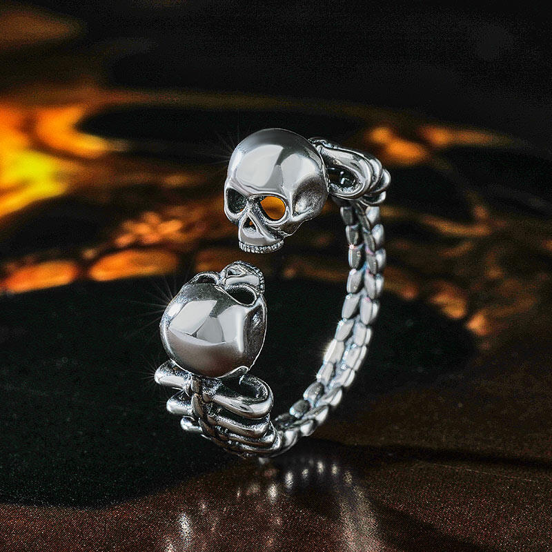 Jeulia "Lovers of Valdaro" Skull Sterling Silver Ring