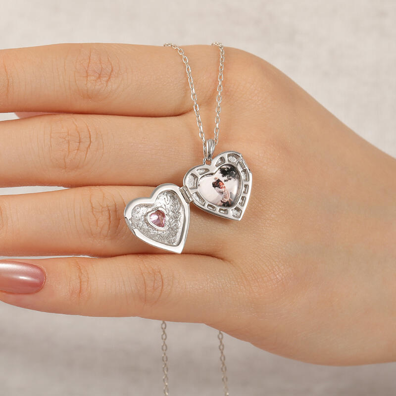Jeulia Vintage Personalized Heart Photo Locket Necklace with Birthstone