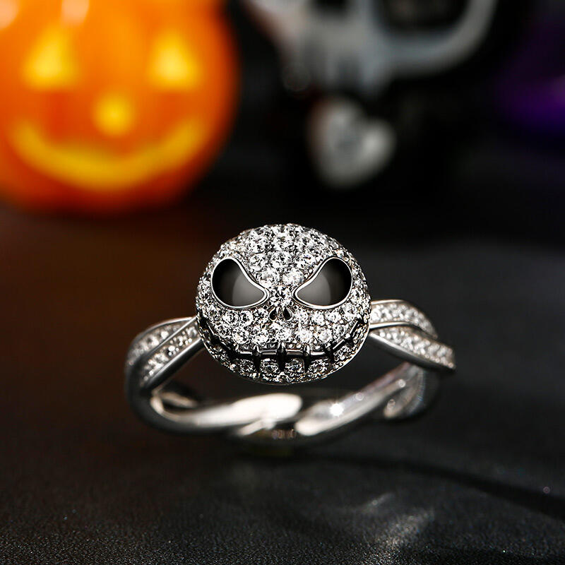 Jeulia "Romantic Soul" Skull Design Sterling Silver Rotating Ring