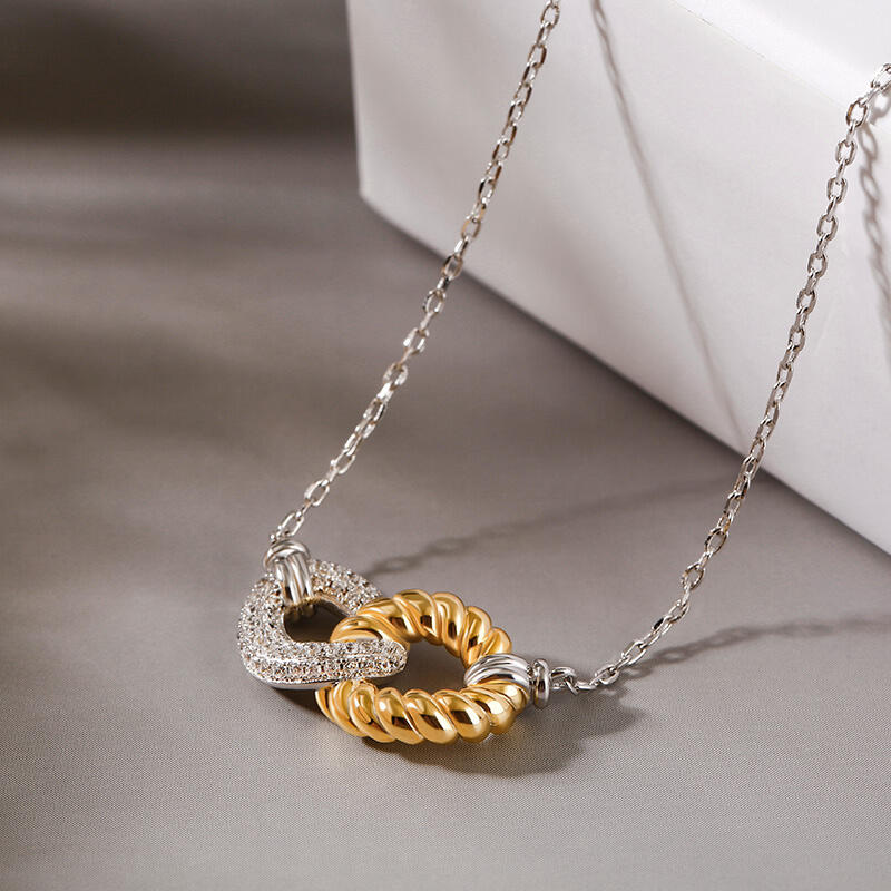 Jeulia Collar de plata esterlina con diseño de nudo de amor