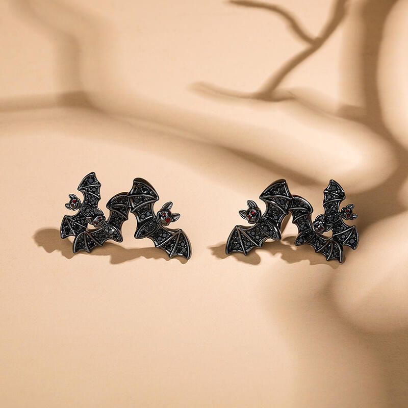 Jeulia "Witches' Familiars" Bat Sterling Silver Earrings