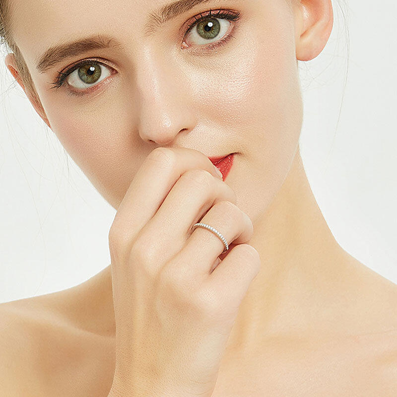 Jeulia Classic Round Cut Sterling Silver Women's Band