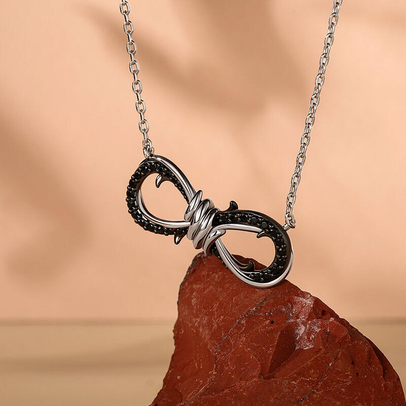 Jeulia Two Tone Thorns Infinity Necklace with Black Stones
