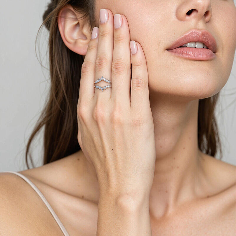 "Vollkommen Verliebt" Cluster-Ergänzungsring für Verlobungsring