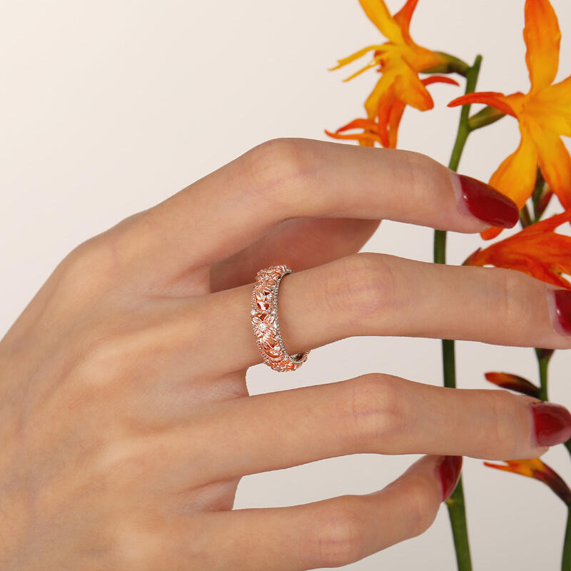 Jeulia Anillo de Boda Floral en Relieve Bicolor con Pavé de Piedras