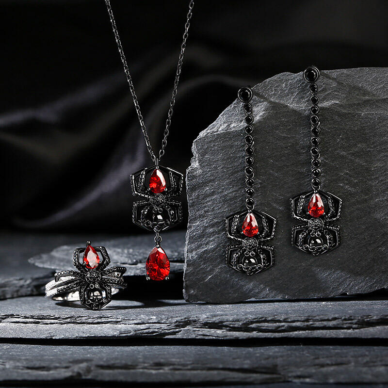 Jeulia "Spider Skull Biker" Pear Cut Sterling Silver Jewelry Set