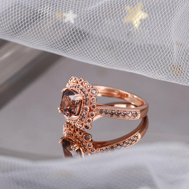 Jeulia Anillo de Plata con Diseño Milgrain en Cojín de Halo