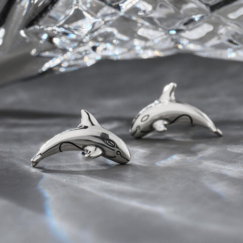 Jeulia "Small Orca" Sterling Silver Earrings