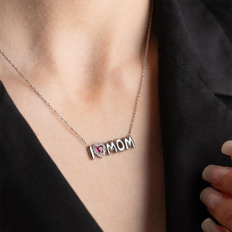 Collana personalizzata regalo con pietra portafortuna personalizzata per la mamma