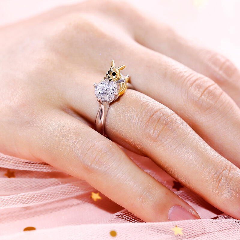 Jeulia Hug Me "Fast Runner" Hare Round Cut Sterling Silver Ring