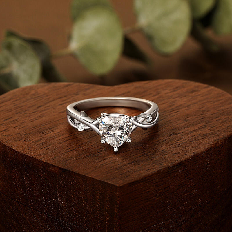 Jeulia "Infinity Thorns" Custom Heart  Engagement Ring