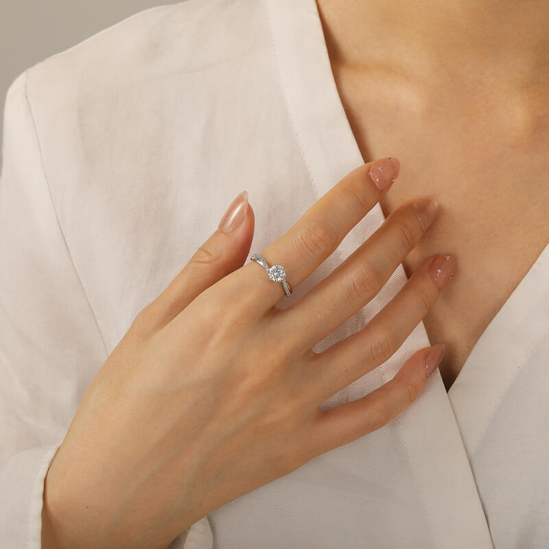 Jeulia Anillo de Compromiso Solitario Personalizado con Aro Trenzado de Doble Cinta