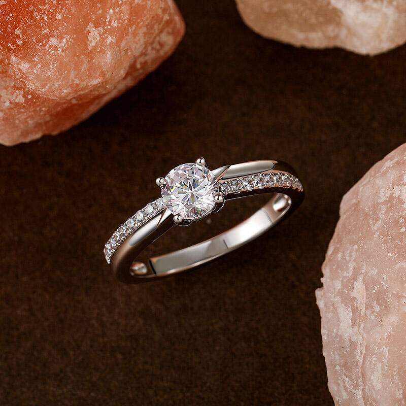 Jeulia Twist Round Solitaire Engagement Ring Sterling Silver