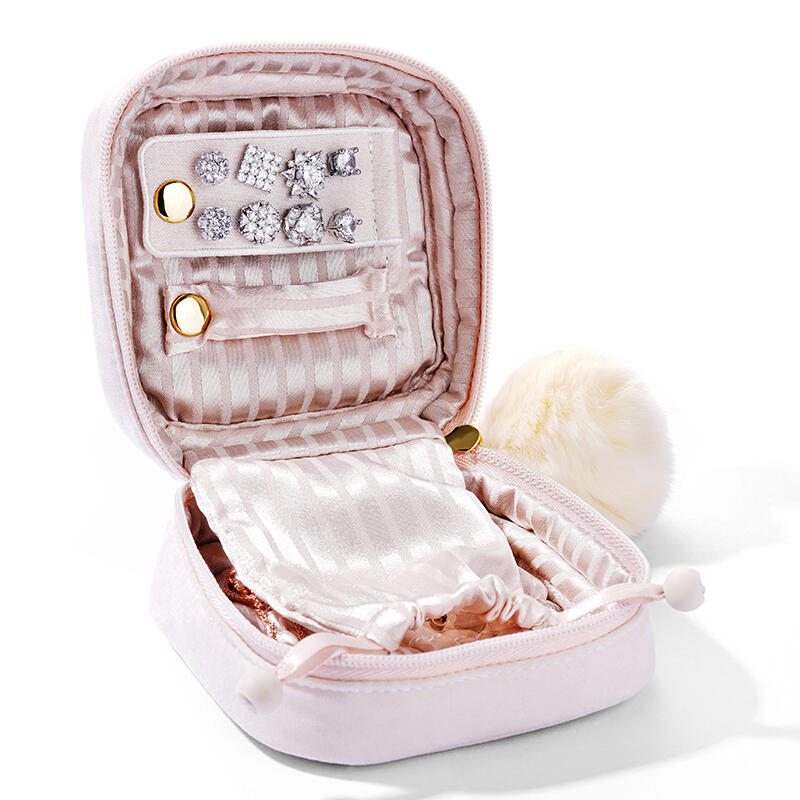 Jeulia "Star & Moon" Cloth Jewelry Storage Box