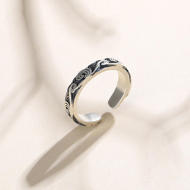 Jeulia "Vintage Cloud" Open Design Sterling Silver Women's Band