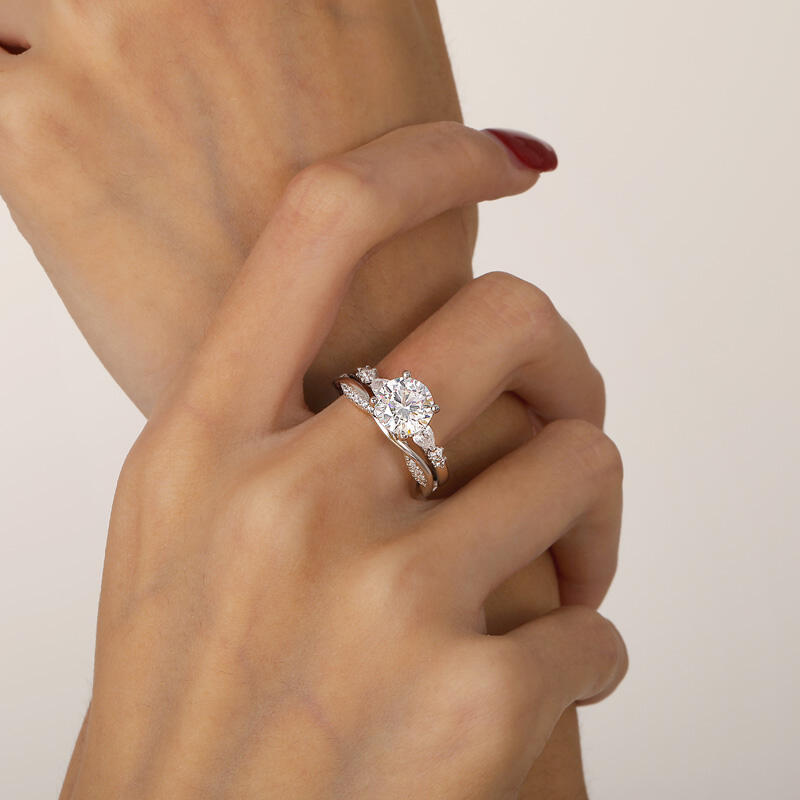 Jeulia Simple Three Stone Bridal Set 2PCS Sterling Silver