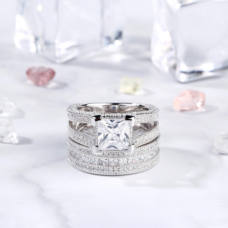 Jeulia Milgrain Princess Cut Sterling Silver Ring Set