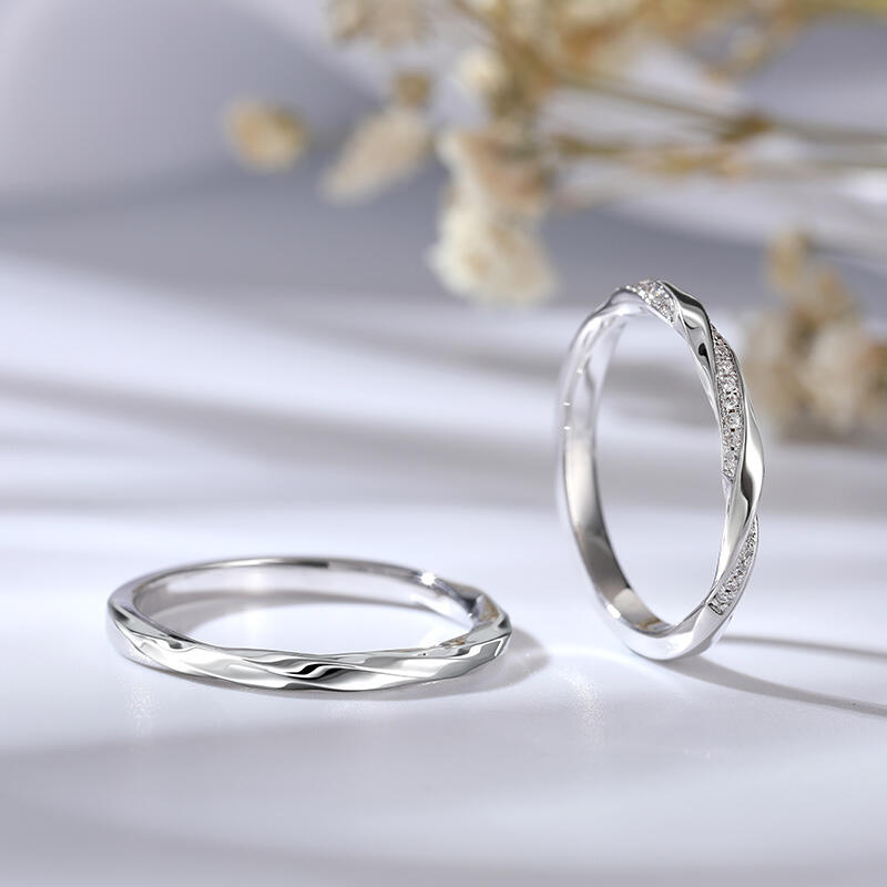 Jeulia "Love Entwined" Sterling Silver Couple Rings
