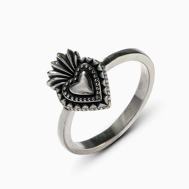 Jeulia Anillo del corazón sagrado de plata de ley