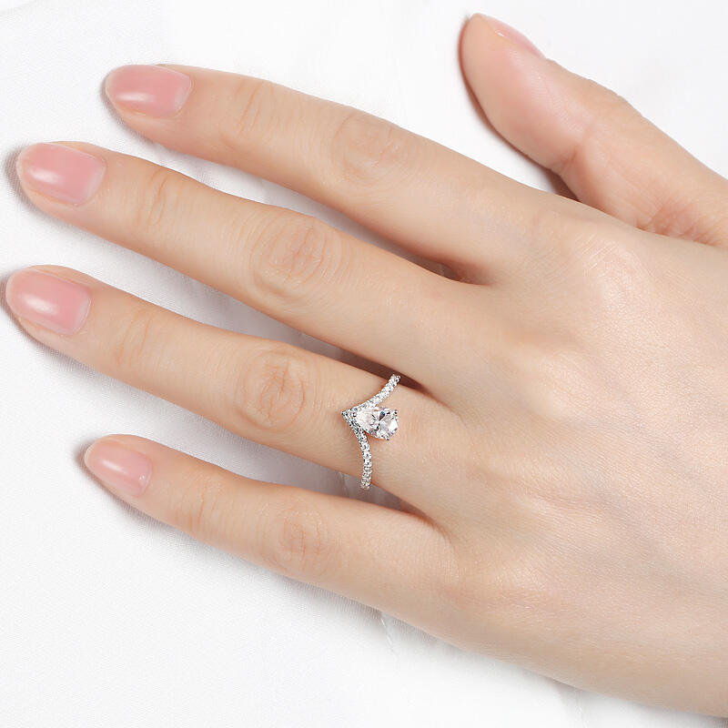 Jeulia 10K/14K/18K Gold Platinum Pear Cut V Shaped Ring