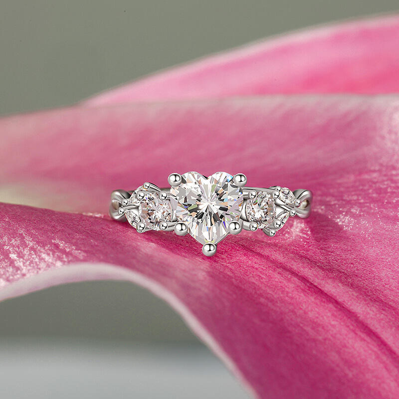 Jeulia Custom Heart Cut Twist Three Stone Engagement Ring