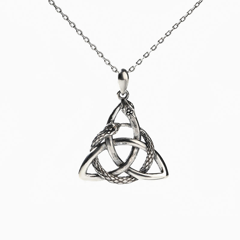 Jeulia "Verflochtene Schlangen mit Dreifaltigkeitsknoten" Sterling Silber Halskette