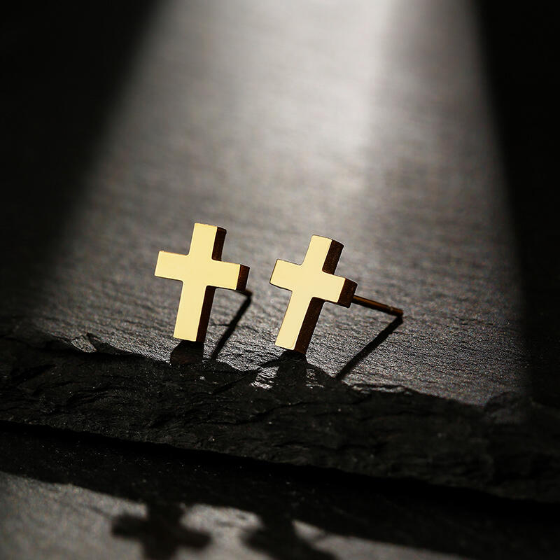 Jeulia Cross Men's Stainless Steel Stud Earrings