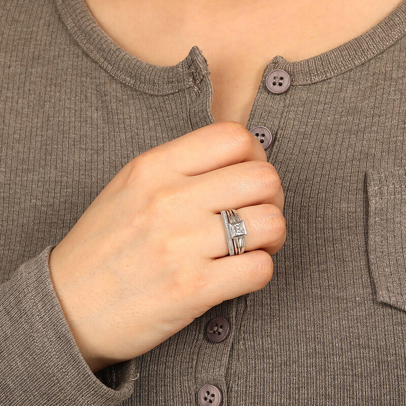 "Wake Up My Mind" Princess Cut 2pcs Bridal Set