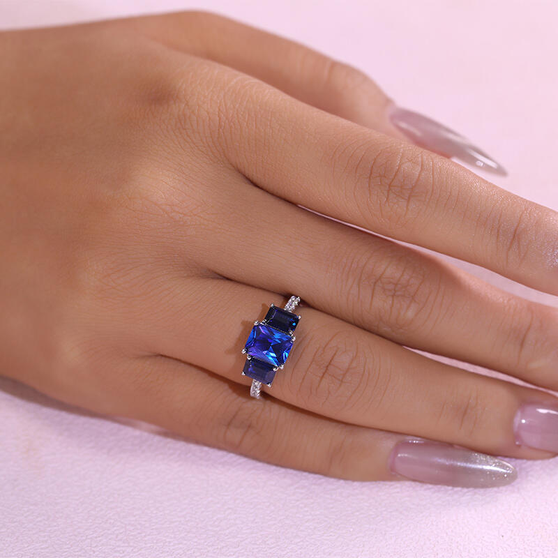 Jeulia Three Stone Radiant Cut Sterling Silver Engagement Ring