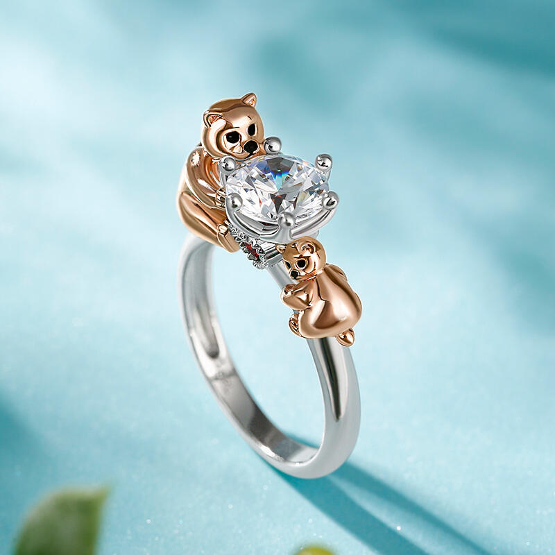 Jeulia Hug Me "Naughty Little Kid" Mom and Baby Bear Round Cut Sterling Silver Ring